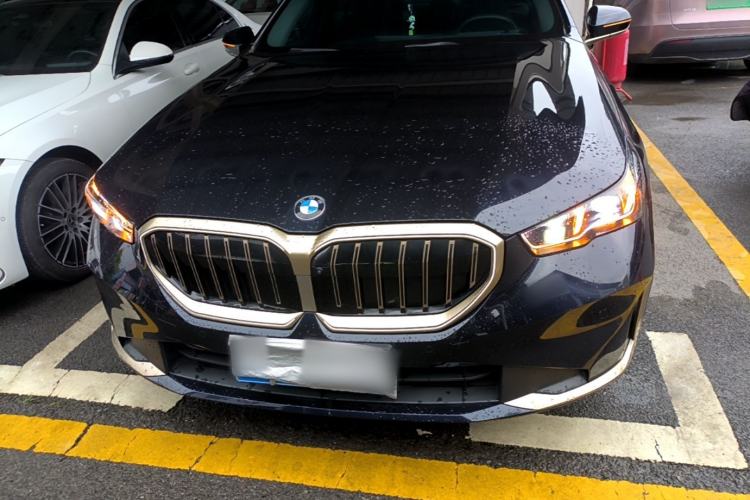 Used BMW 5 Series 2024 530Li Luxury Package Premium Edition Front