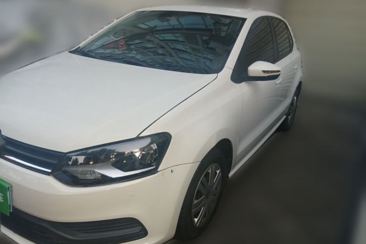 Used Volkswagen Polo 2016 1.4L Manual Fashion Model