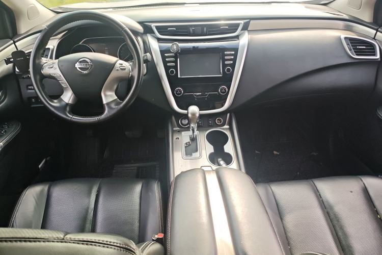 Used Nissan Murano 2017 2.5L XL Two-Wheel Drive Smart Edition Center Console
