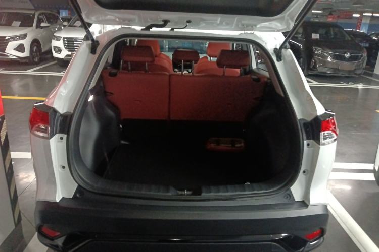 Used Toyota FRONTLANDER 2023 2.0L CVT Leading Edition Trunk