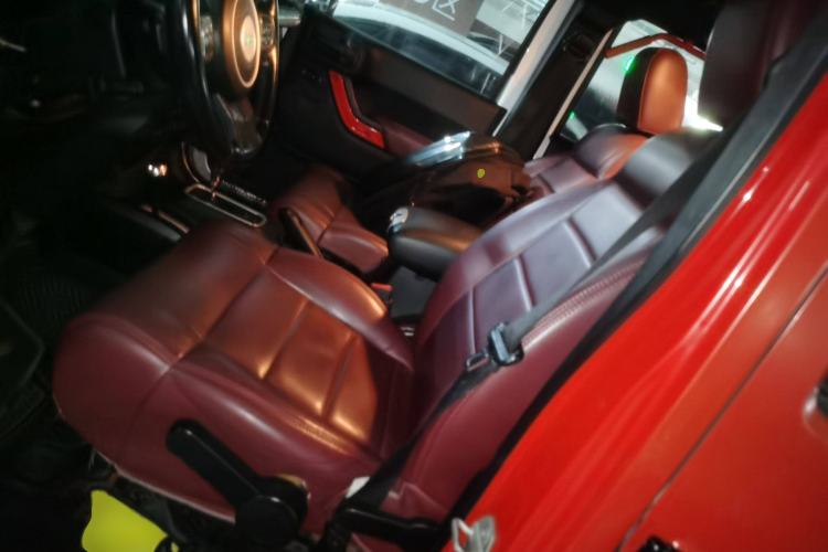 Used Jeep Wrangler 2011 3.8L Sahara Four-Door Edition
