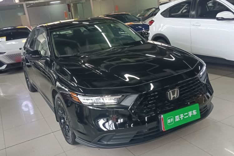 Used Honda Accord 2025 260TURBO Luxury Edition Front Right 45 Deg