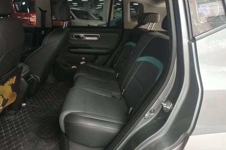 Used AION Y 2022 Plus 70 Smart Edition Left Rear Seat