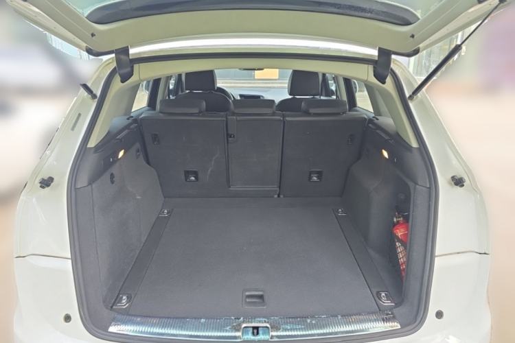 Used Audi Q5 2015 40 TFSI Technology Edition Trunk