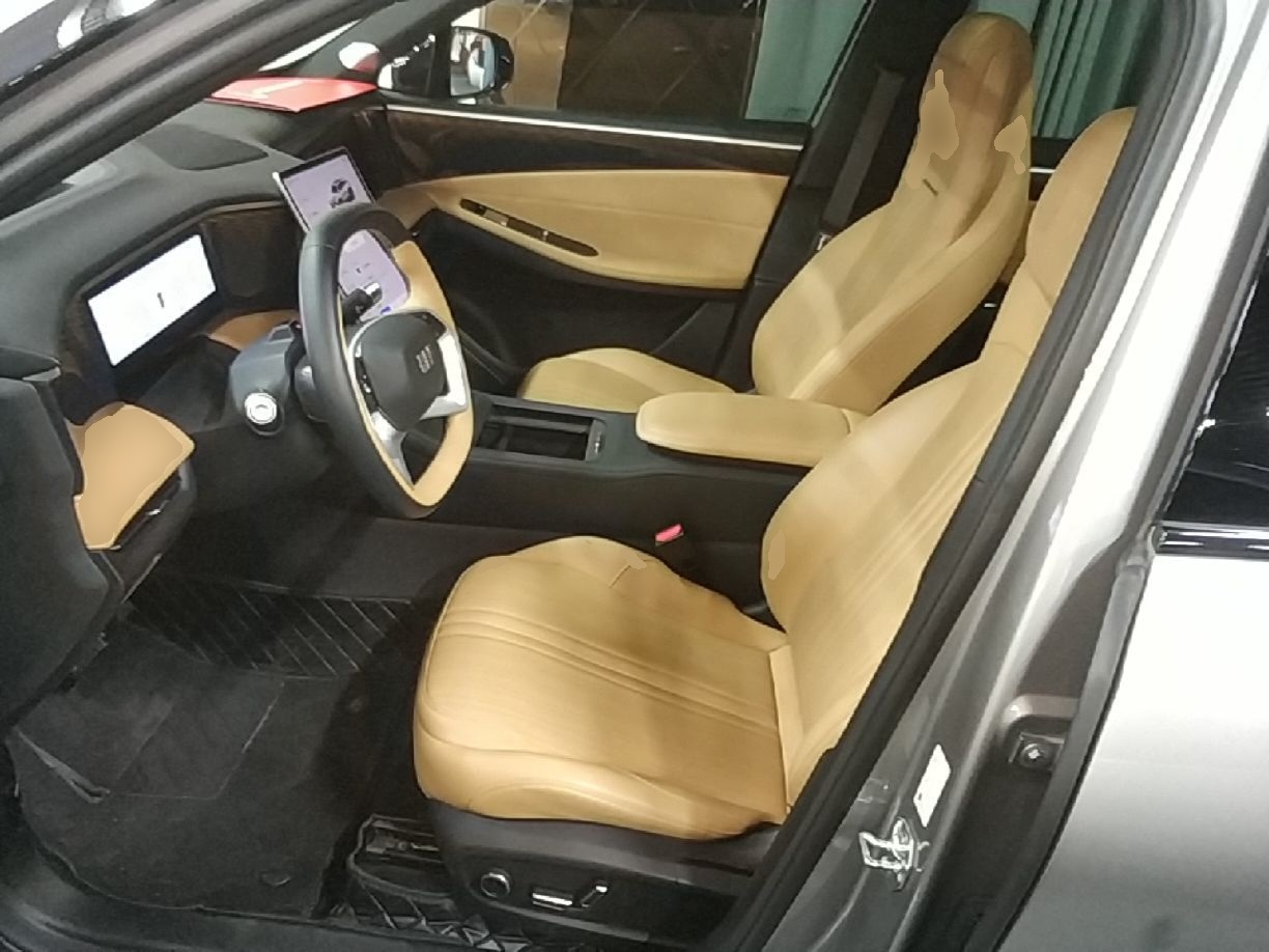 Geely Galaxy L7 2024 1.5T 115 km Starship Dragon Edition — снимка 17