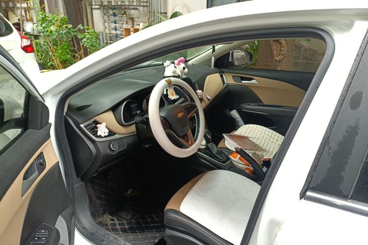 Used Chevrolet Monza 2021 320 Automatic Enjoyment Sunroof Edition