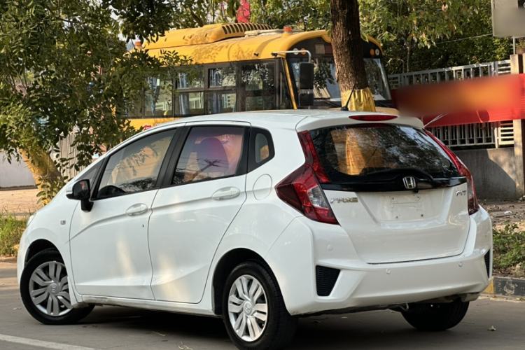 Used Honda Fit 2016 1.5L LXS CVT Comfort Sunroof Version