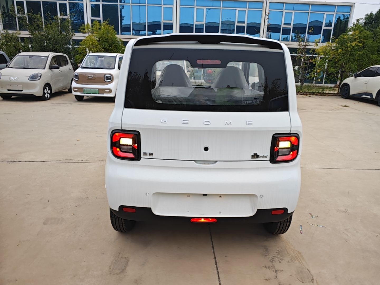 Geely Galaxy Panda 2025 210 km – Yuanqi Bear — снимка 5