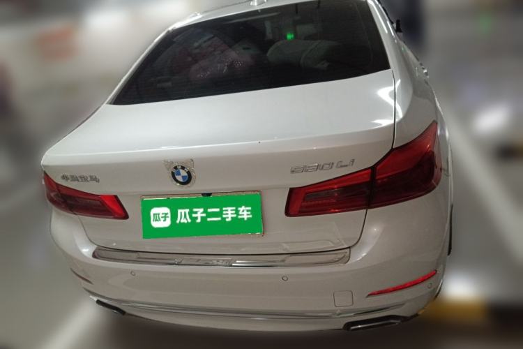 Used BMW 5 Series 2019 Facelifted 530Li Luxury Edition Premium Package
