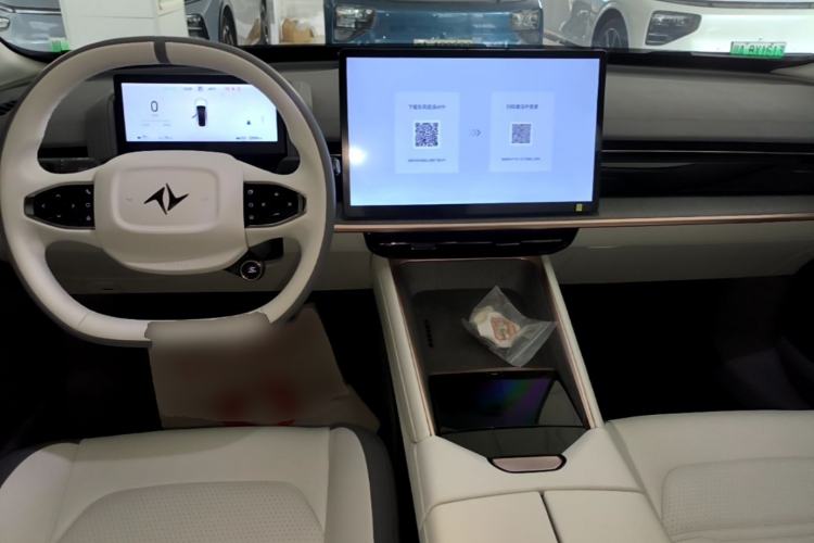 Used Dongfeng eπ eπ007 2024 Pure Electric 540 All-Wheel Drive Max Edition Center Console