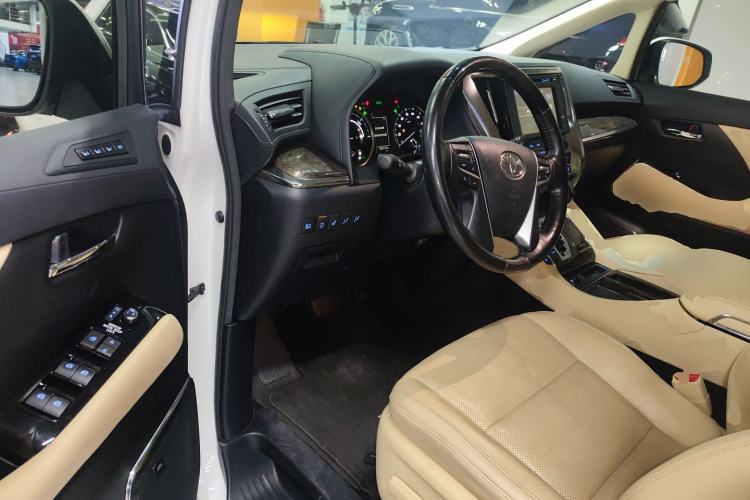 Used Toyota Vellfire 2019 Dual-Engine 2.5L HV Prestige Edition
