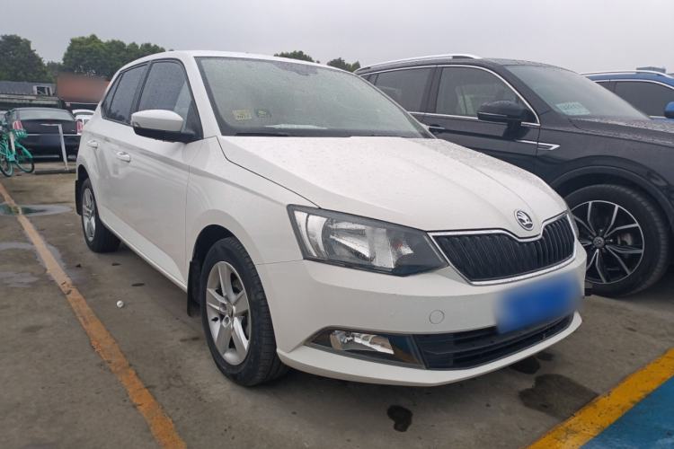 Used Skoda Fabia 2015 1.4L Automatic Chuanxing Edition Exterior 1