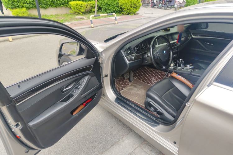 Used BMW 5 Series 2014 525Li Leading Model