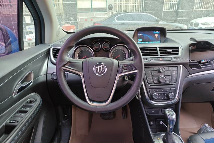 Used Buick Encore 2015 1.4T Automatic Two-Wheel Drive Urban Leading Model Steering Wheel