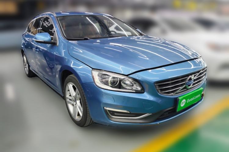 Used Volvo V60 2014 Restyled T5 Zhiya Edition Front Right 45 Deg