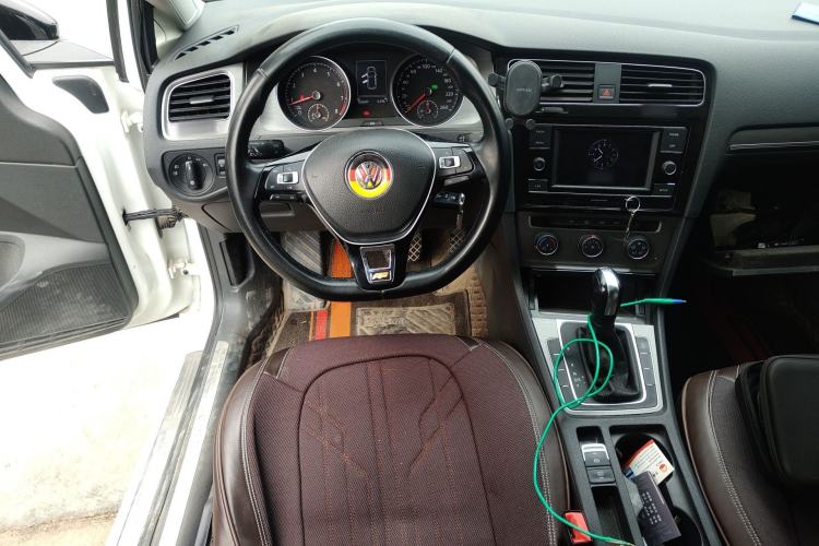 Used Volkswagen Golf 2015 1.4TSI Automatic Comfort Model Steering Wheel