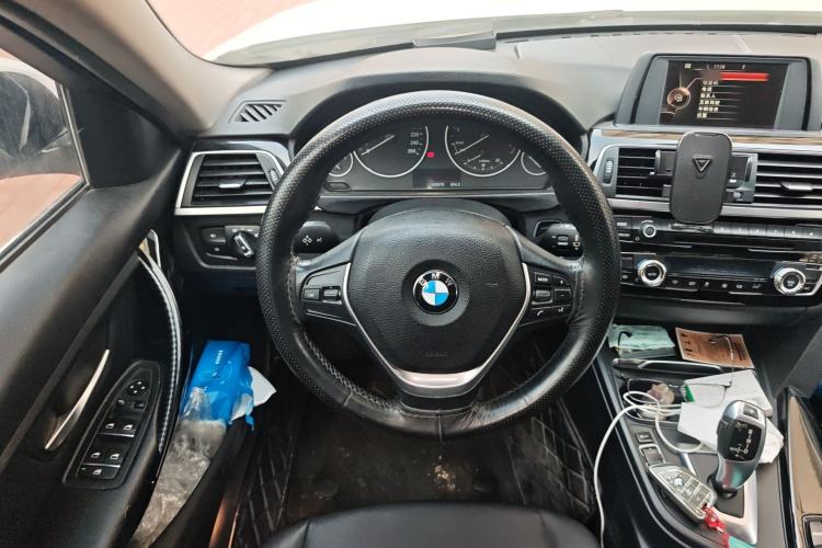 Used BMW 3 Series 2017 320Li Fashion Model Steering Wheel