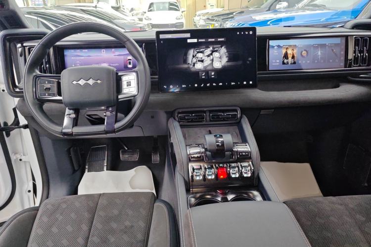 Used Formula Leopard Leopard 5 2023 Cloud Ride Flagship Edition