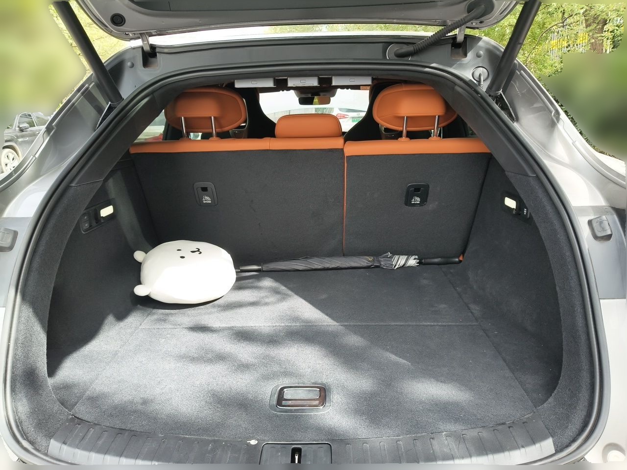 Xiaomi Auto YU7 2025 Ultra-Long Range High-Performance All-Wheel-Drive Max Edition — снимка 19