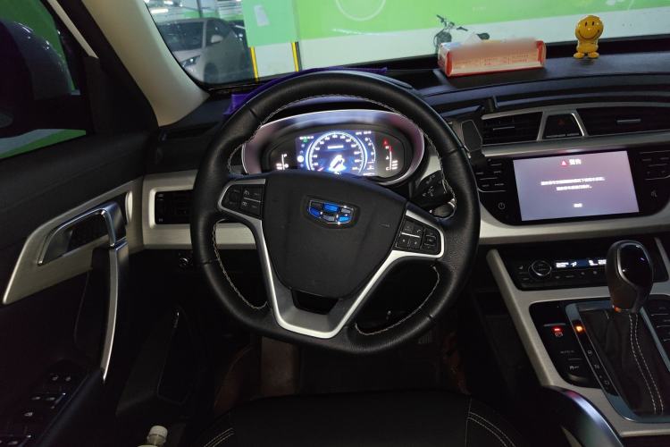 Used Geely Auto Emgrand X7 Sport 2018 1.8TD Automatic Two-Wheel Drive ZhiZun Model with 4G Connectivity