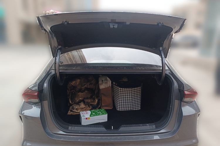 Used GAC Trumpchi EMPOW 2023 270T DCT J15 Version Trunk