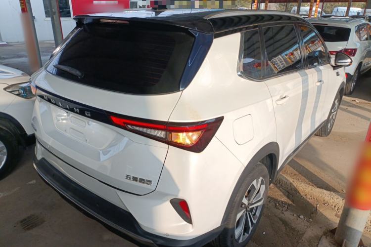 Used Wuling Asta 2021 1.5T CVT Starlight Edition
