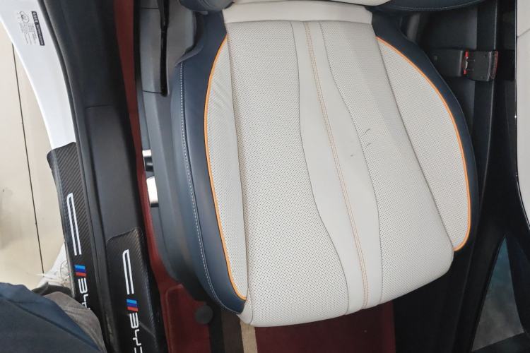 Used BYD Song PLUS New Energy 2024 HONOR Edition DM-i 110km Flagship PLUS
