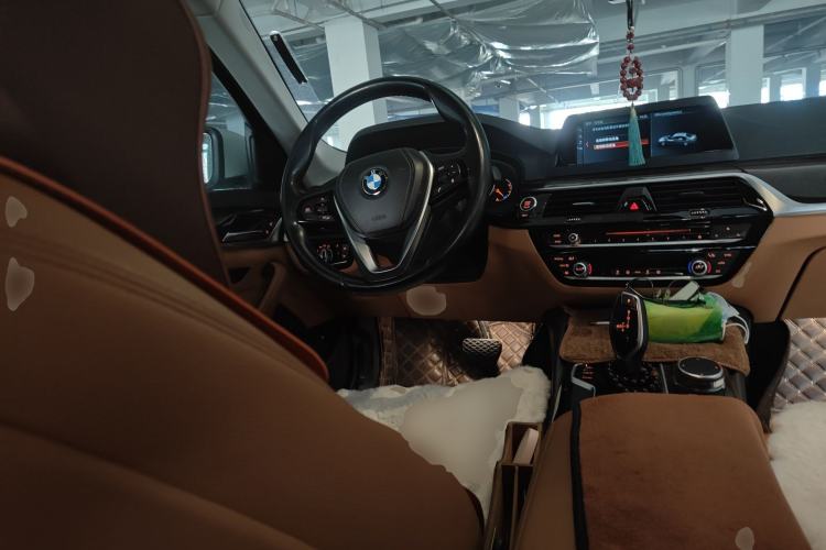 Used BMW 5 Series 2018 528Li Launch Special Edition
