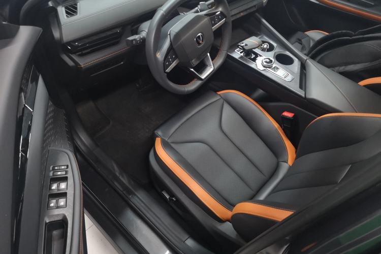 Used CHANGAN UNI-V 2023 1.5T Prestige Model Driver Seat