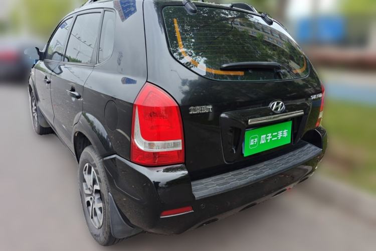 Used Hyundai Tucson 2013 2.0L Manual Two-Wheel Drive Fashion Edition
