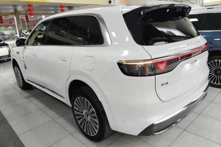 Used Hima AITO M8 2025 Extended-Range Ultra Version 53.4 kWh 6-Seater Edition