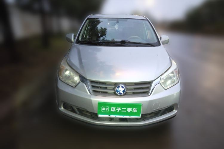 Used Venucia D50 2013 1.6L Manual Fashion Edition Front
