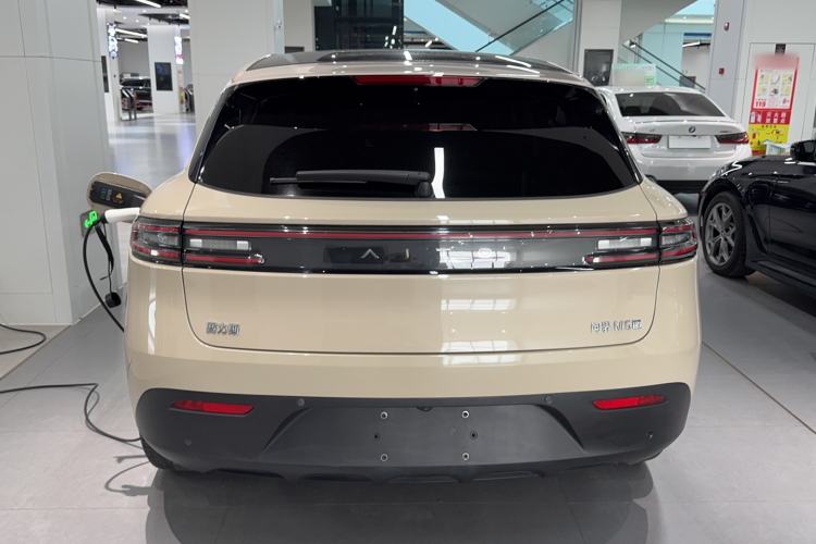 Used Hima AITO M5 2023 All-Electric Rear-Drive Standard Edition Rear