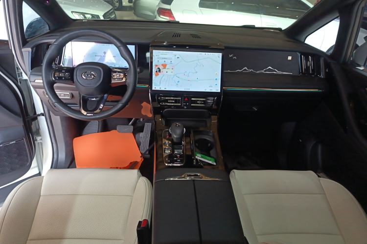 Used GAC Trumpchi M8 2023 Zongshi Series 400T Flagship Edition Center Console