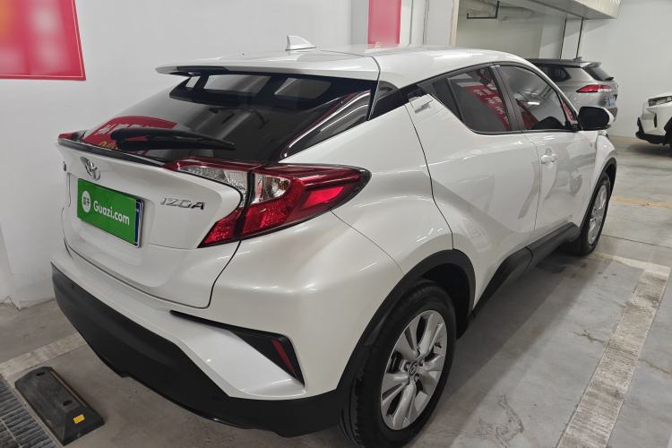 Used Toyota IZOA 2021 2.0L Enjoy Edition Rear Right 45 Deg