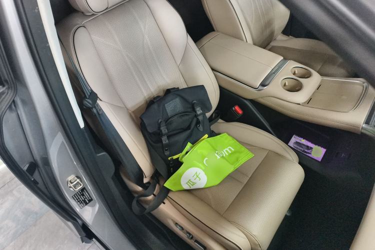 Used XPeng X9 2024 610 Long-Range Pro