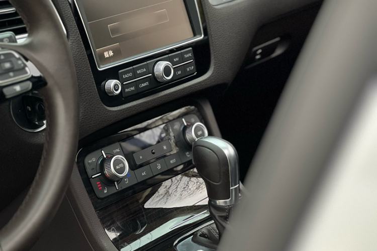 Used Volkswagen Touareg 2015 3.0 TSI High-End Model