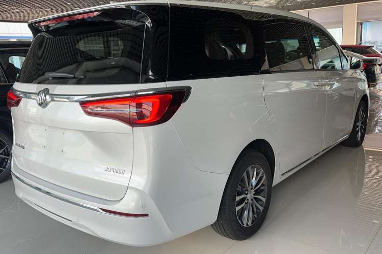 Used Buick GL8 2023 ES Lu Zun Comfort Model
