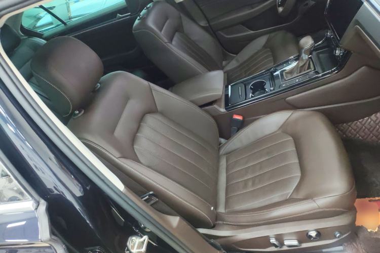 Used Volkswagen Phideon 2021 380TSI Luxury Edition
