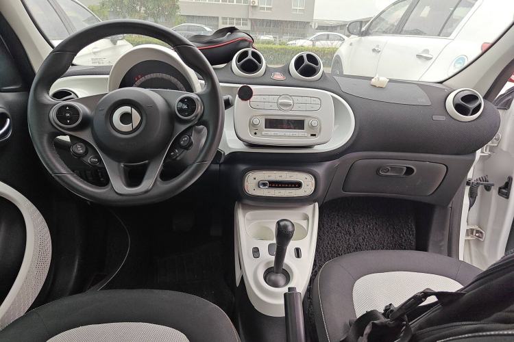 Used smart forfour 2016 1.0L 52 kW Passion Edition