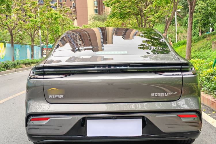 Used Geely Galaxy 8 2025 130km EM-P Exploration Edition Exterior 5