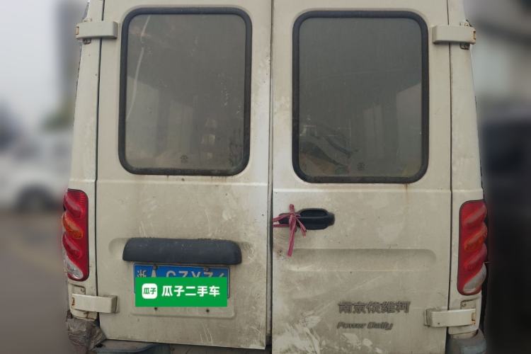 Used Iveco Power Daily 2017 2.5T Classic A32 Mid-Roof 6-7 Seater Bus 47Z5