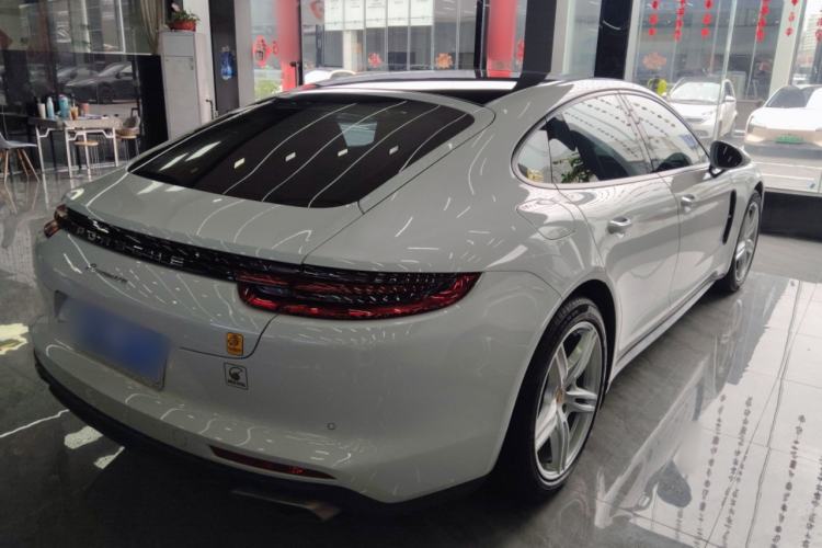 Used Porsche Panamera 2019 Panamera 2.9T Rear Right 45 Deg