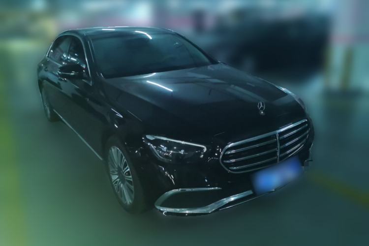 Used Mercedes-Benz E-Class 2022 E 300 L Luxury Model Front Right 45 Deg