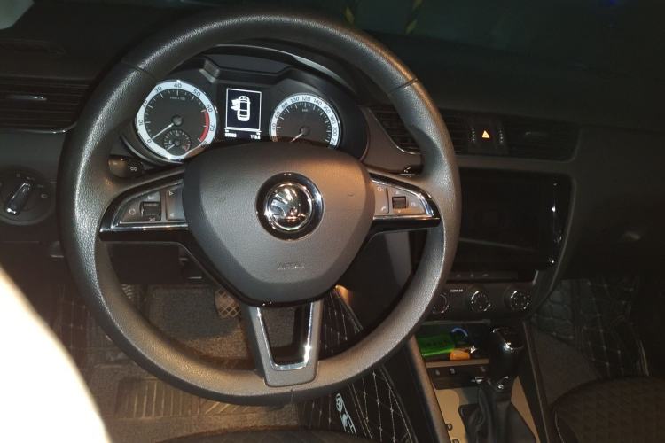 Used Skoda Octavia 2020 TSI280 DSG SmartDrive Luxury Edition