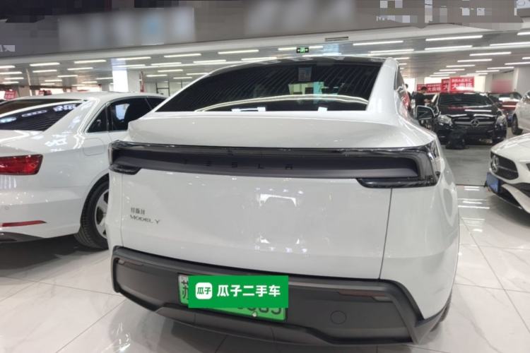Used Tesla Model Y 2026 Rear-Drive Model
