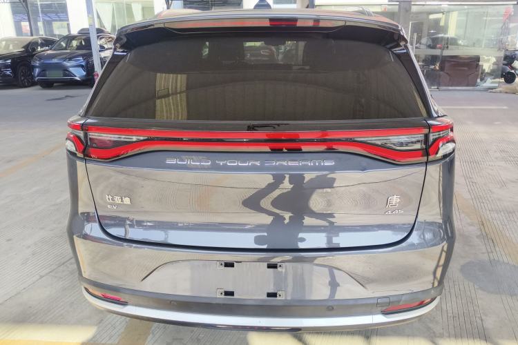 Used BYD Tang New Energy 2021 EV Four-Wheel Drive High-Performance Flagship Model