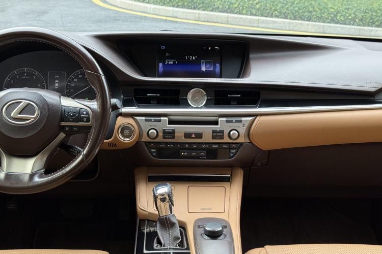 Used Lexus ES 2015 200 Comfort Edition