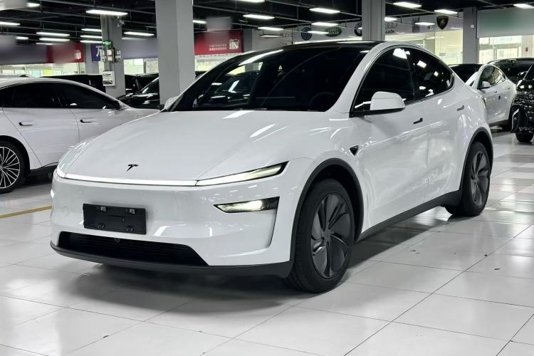 Used Tesla Model Y 2026 Rear-Drive Model