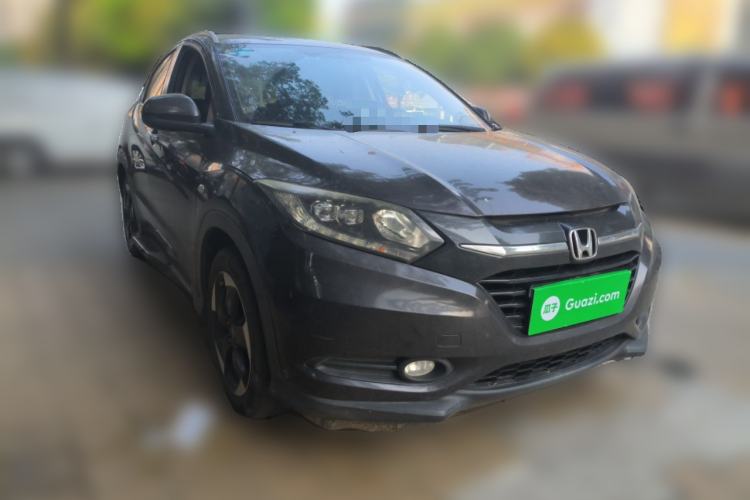 Used Honda Vezel 2017 1.8L CVT Front-Wheel Drive Pioneer Edition Front Right 45 Deg
